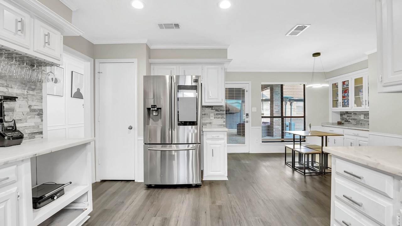 Photo of Kitchen in Far North Dallas