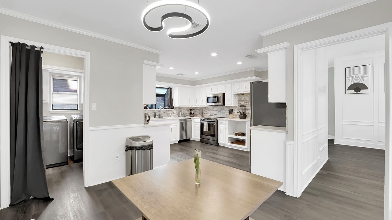Photo of Kitchen in Far North Dallas