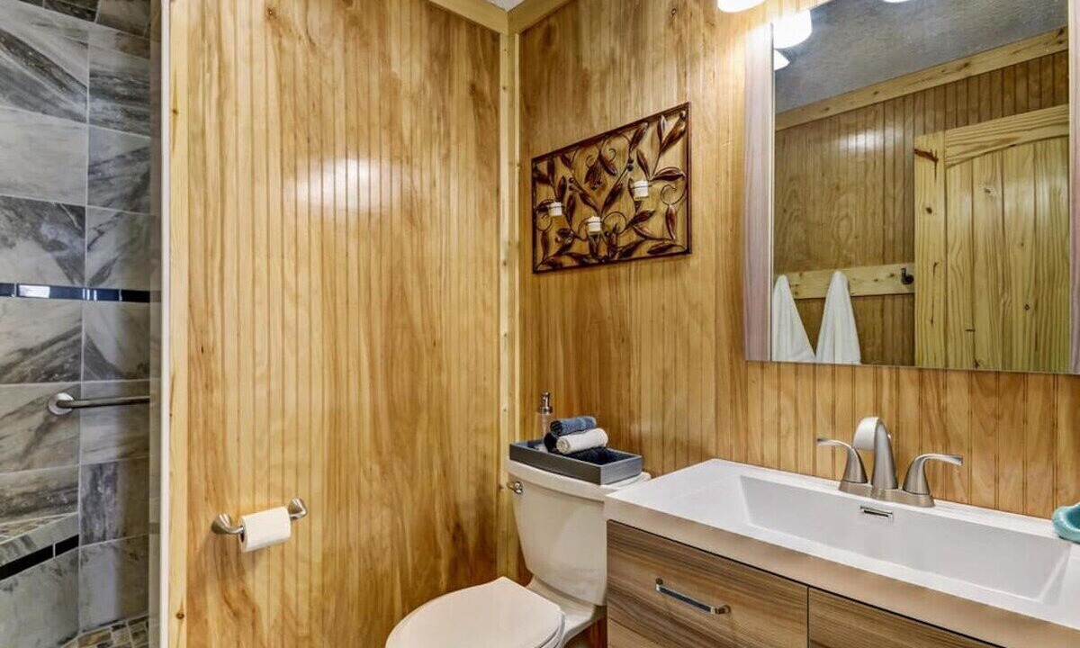 Photo of Bathroom in St. Marys