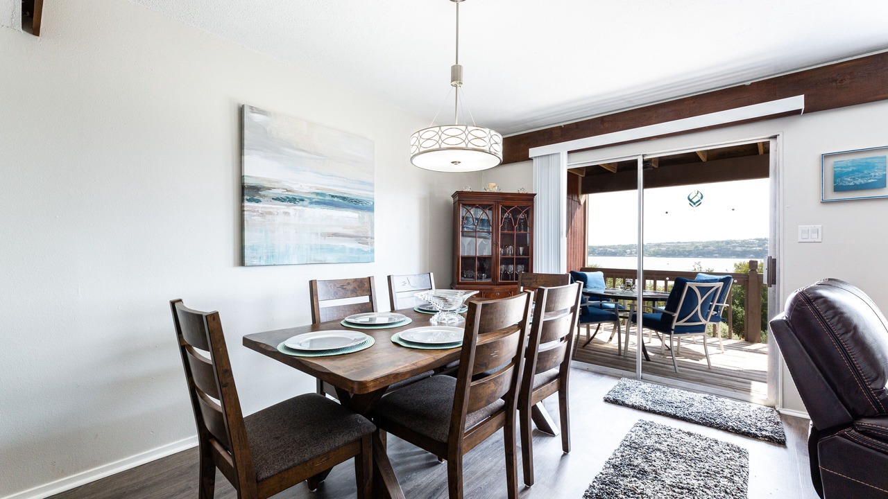 Photo of Bedroom in Point Venture