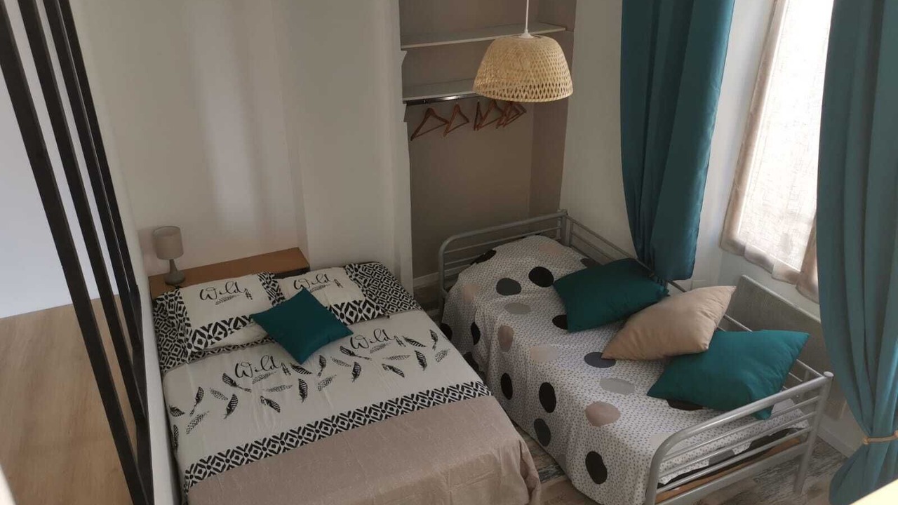 Photo of Bedroom in Pont-Saint-Esprit