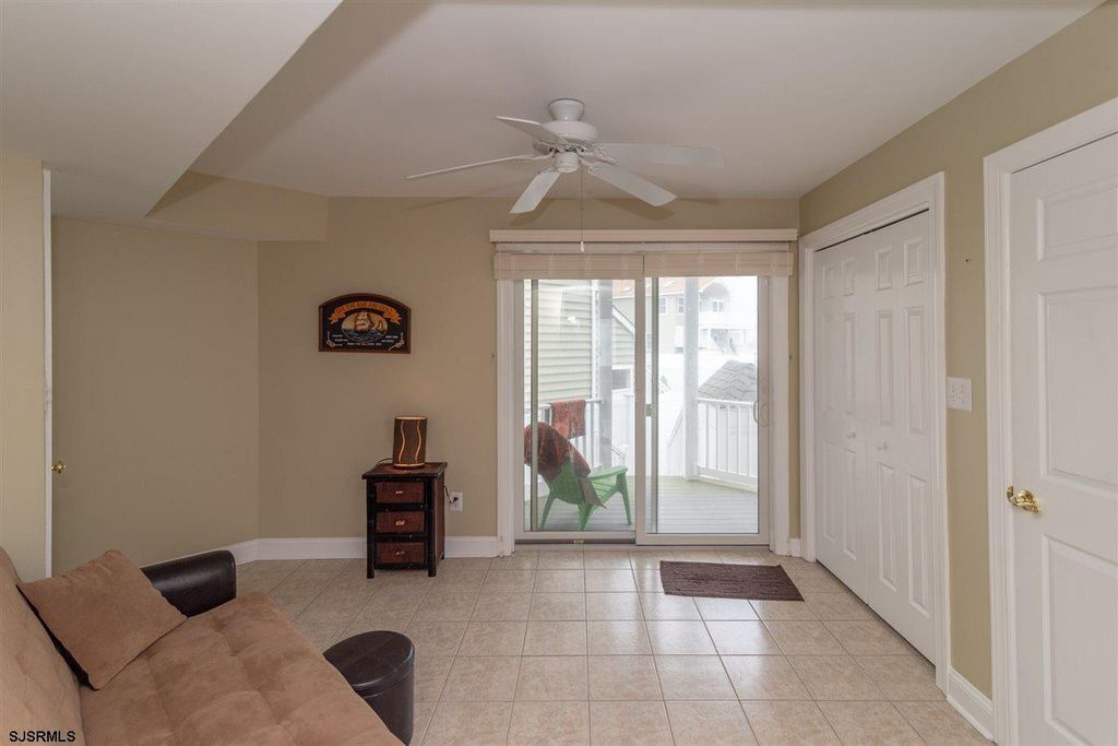 Photo of Livingroom in Brigantine