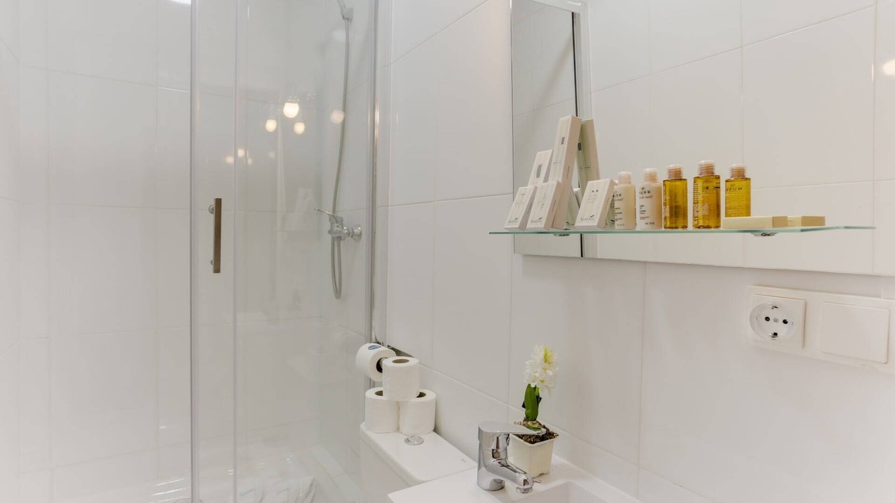 Photo of Bathroom in La Nova Esquerra de l'Eixample