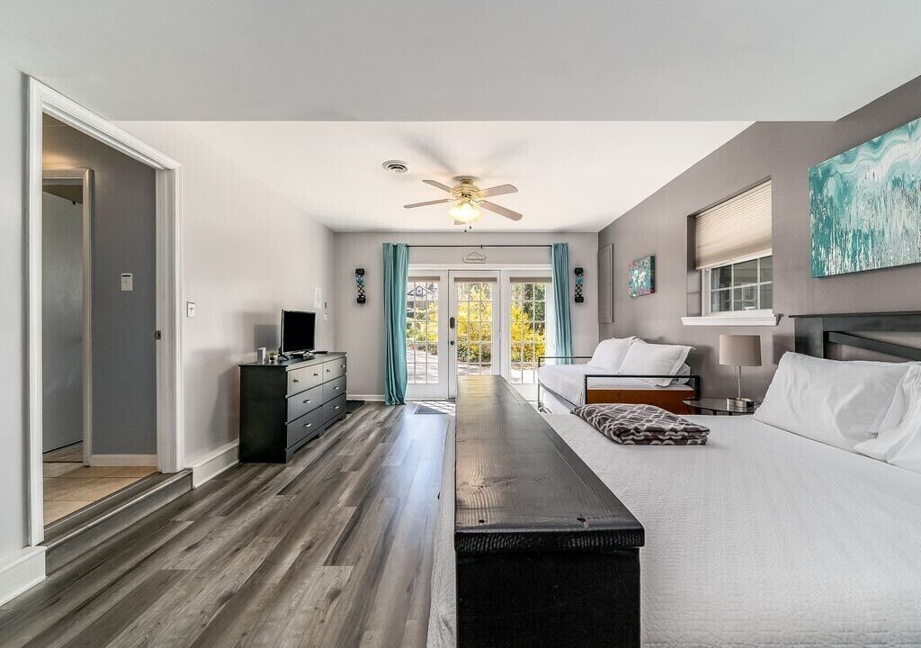 Photo of Bedroom in Aquia Harbour