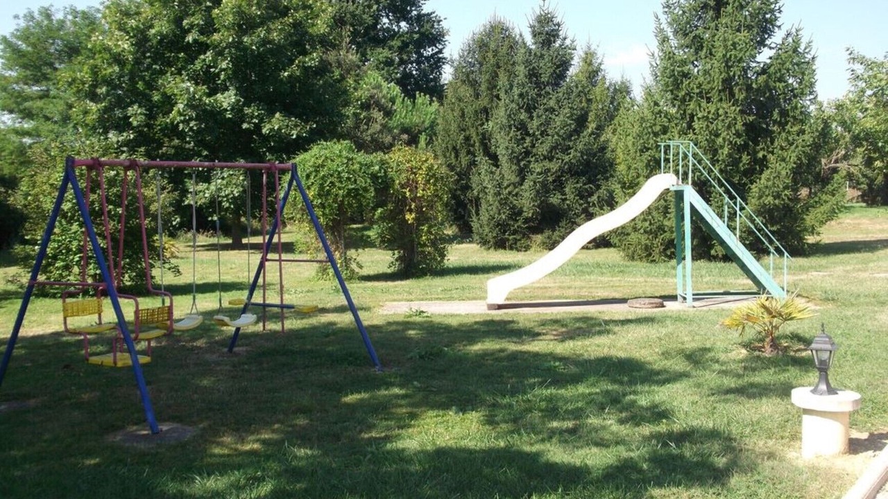 Photo of Others in Cantois