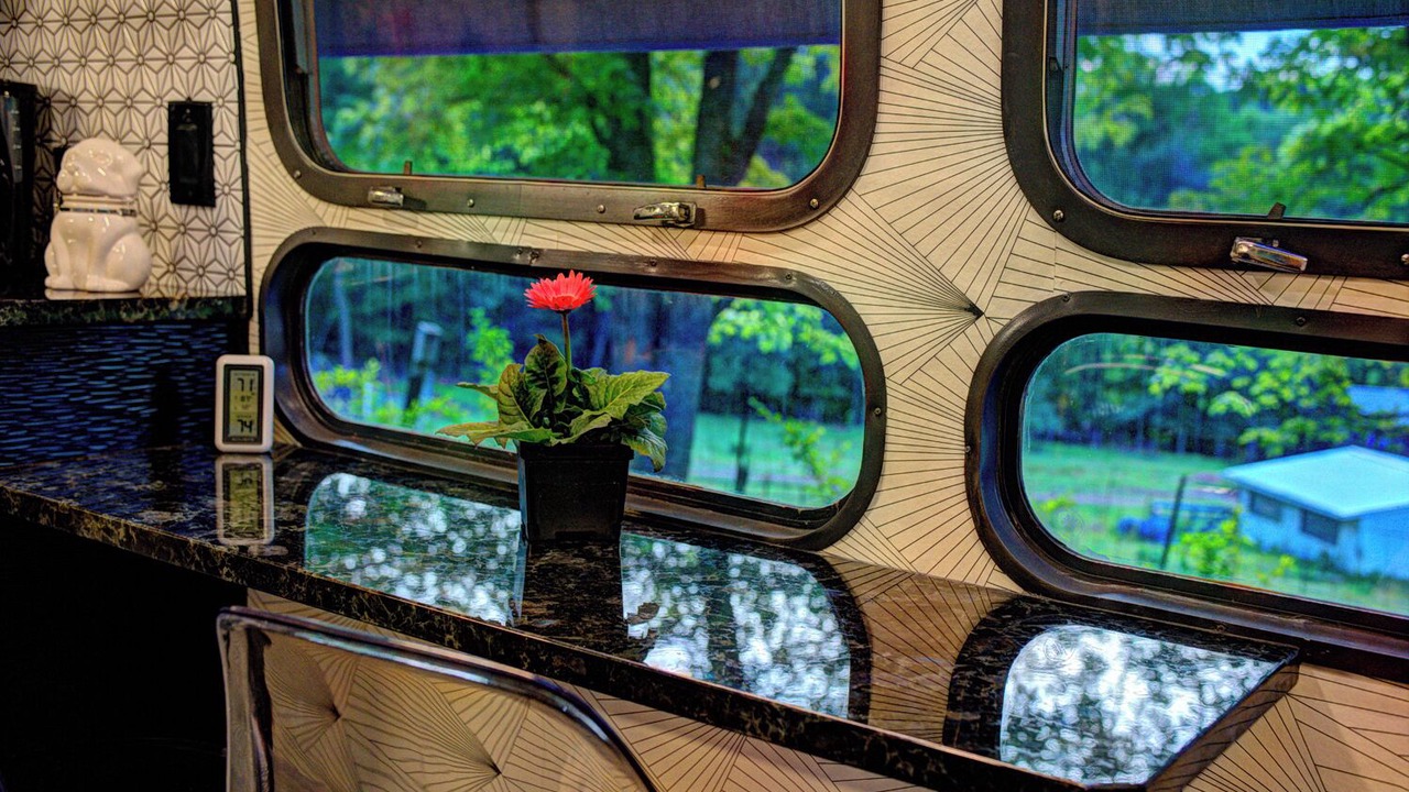 Photo of Others in Columbia