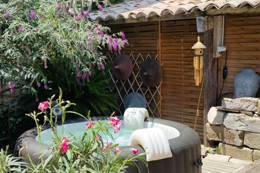 Photo of Outdoor in Bernis