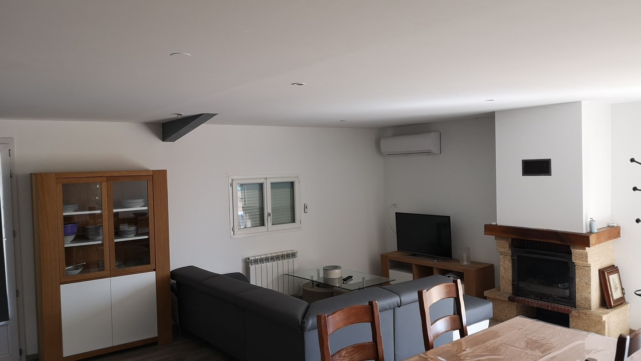 Photo of Livingroom in Saint-Laurent-La-Vernede