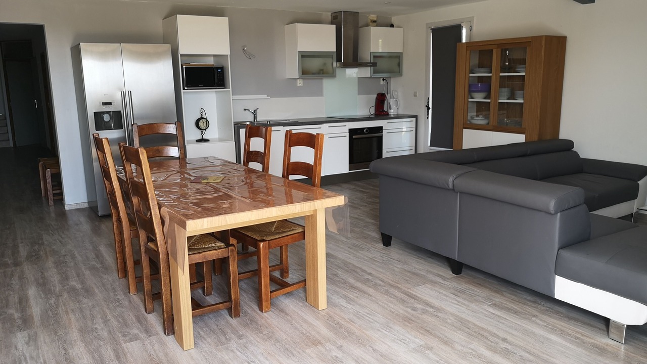 Photo of Livingroom in Saint-Laurent-La-Vernede