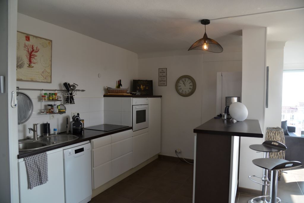 Photo of Kitchen in La Jetee