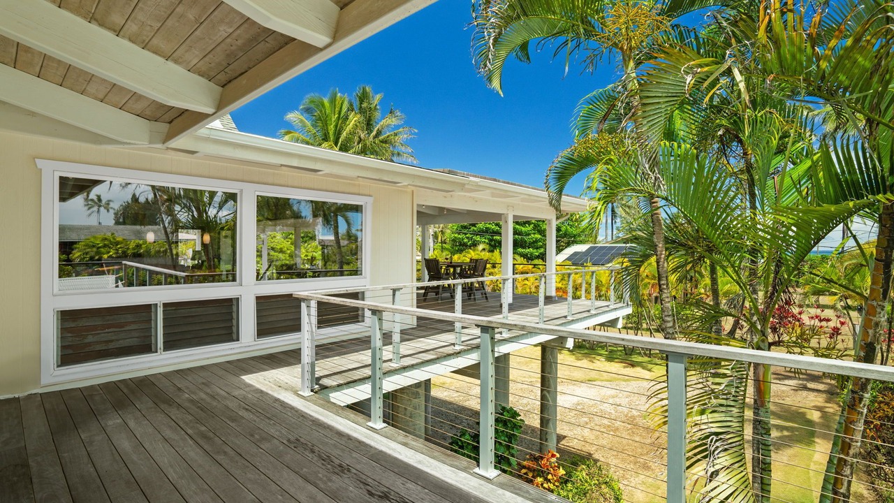 Photo of Patio Balcony in Wainiha