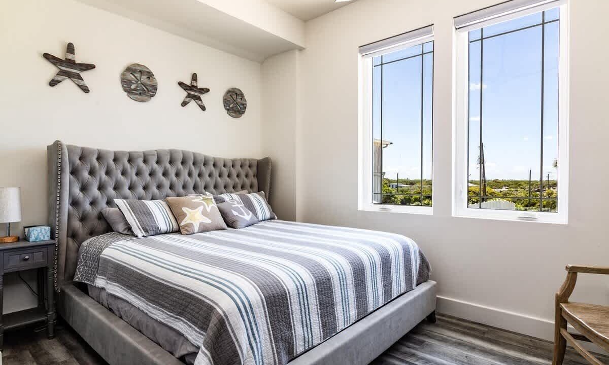 Photo of Bedroom in Butler Beach