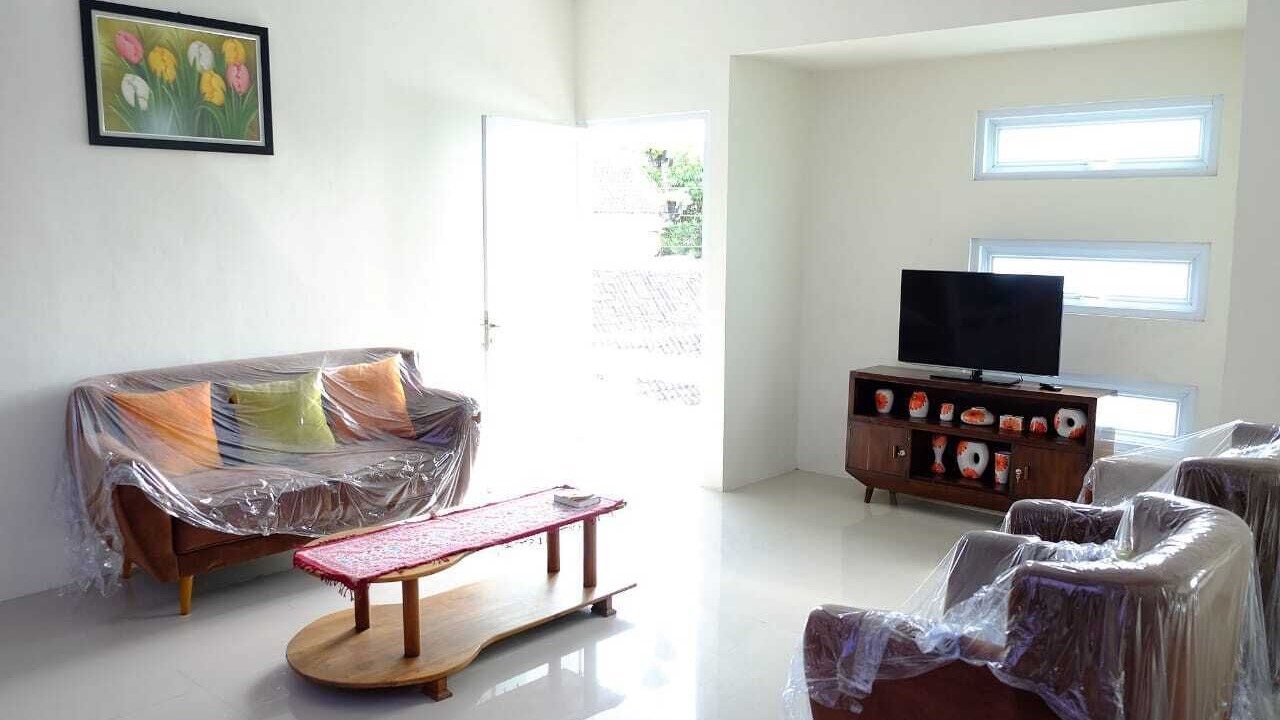 Photo of Livingroom in Wirobrajan