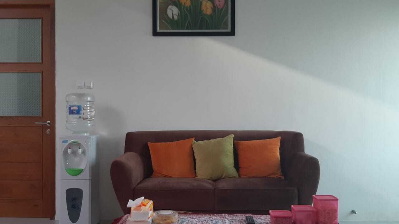 Photo of Livingroom in Wirobrajan