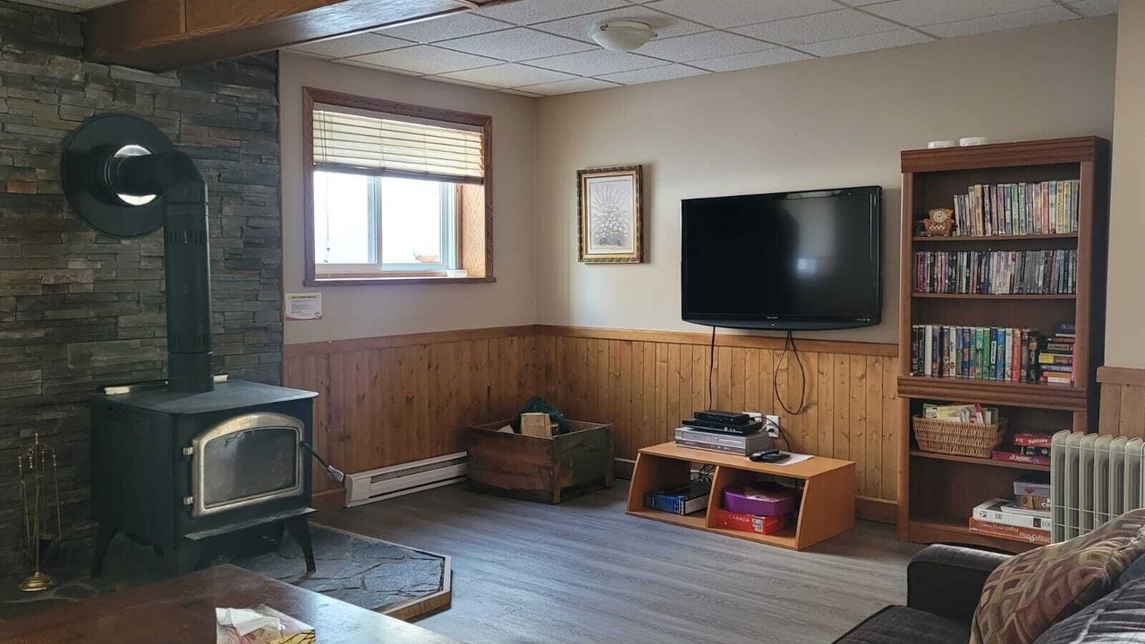Photo of Livingroom in Algonquin Highlands