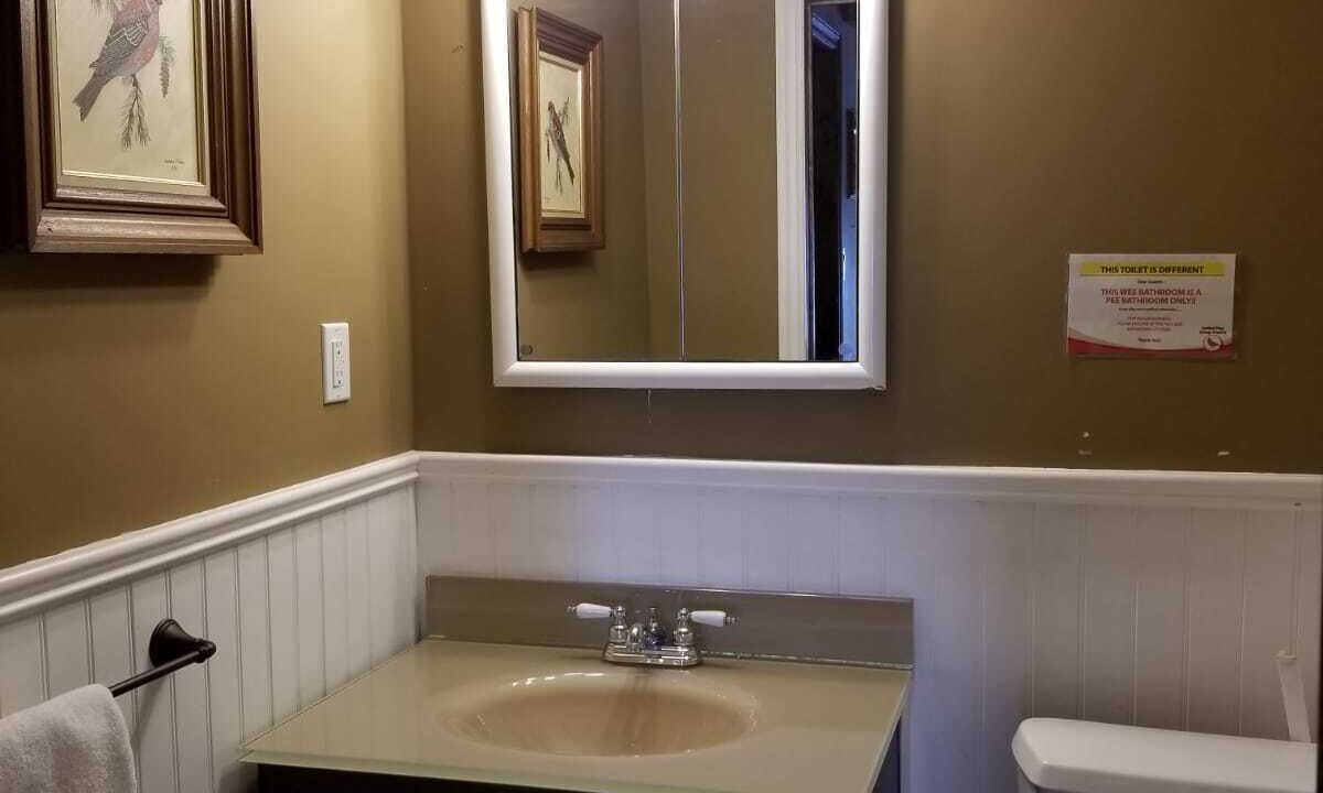 Photo of Bathroom in Algonquin Highlands
