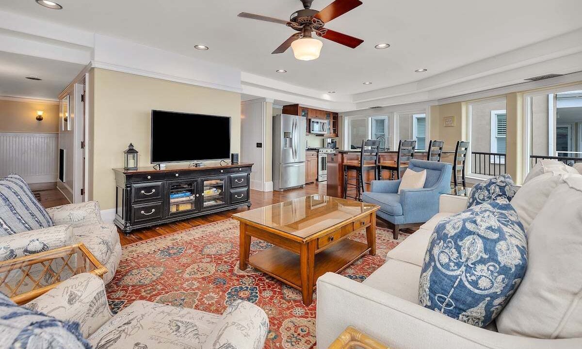 Photo of Livingroom in Saint Simons Island