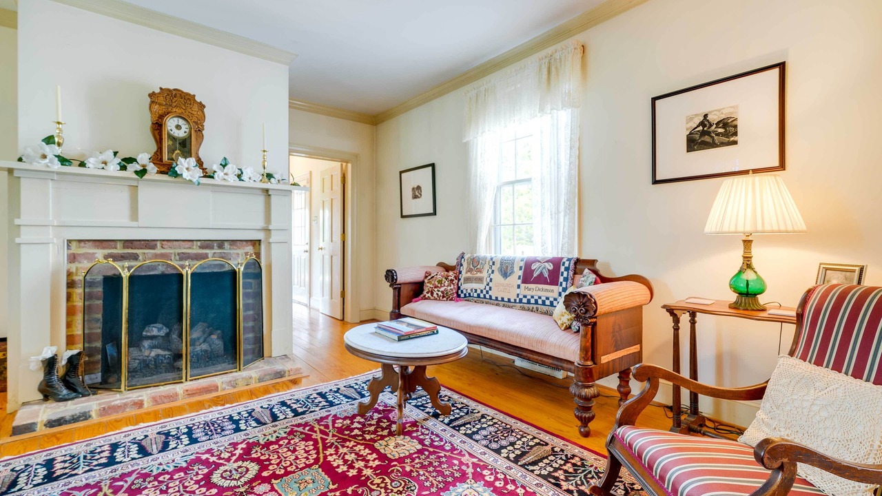 Photo of Livingroom in Midlothian