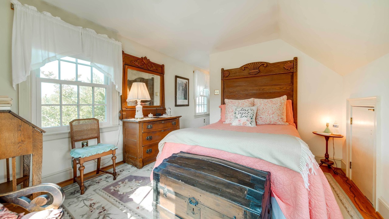 Photo of Bedroom in Midlothian