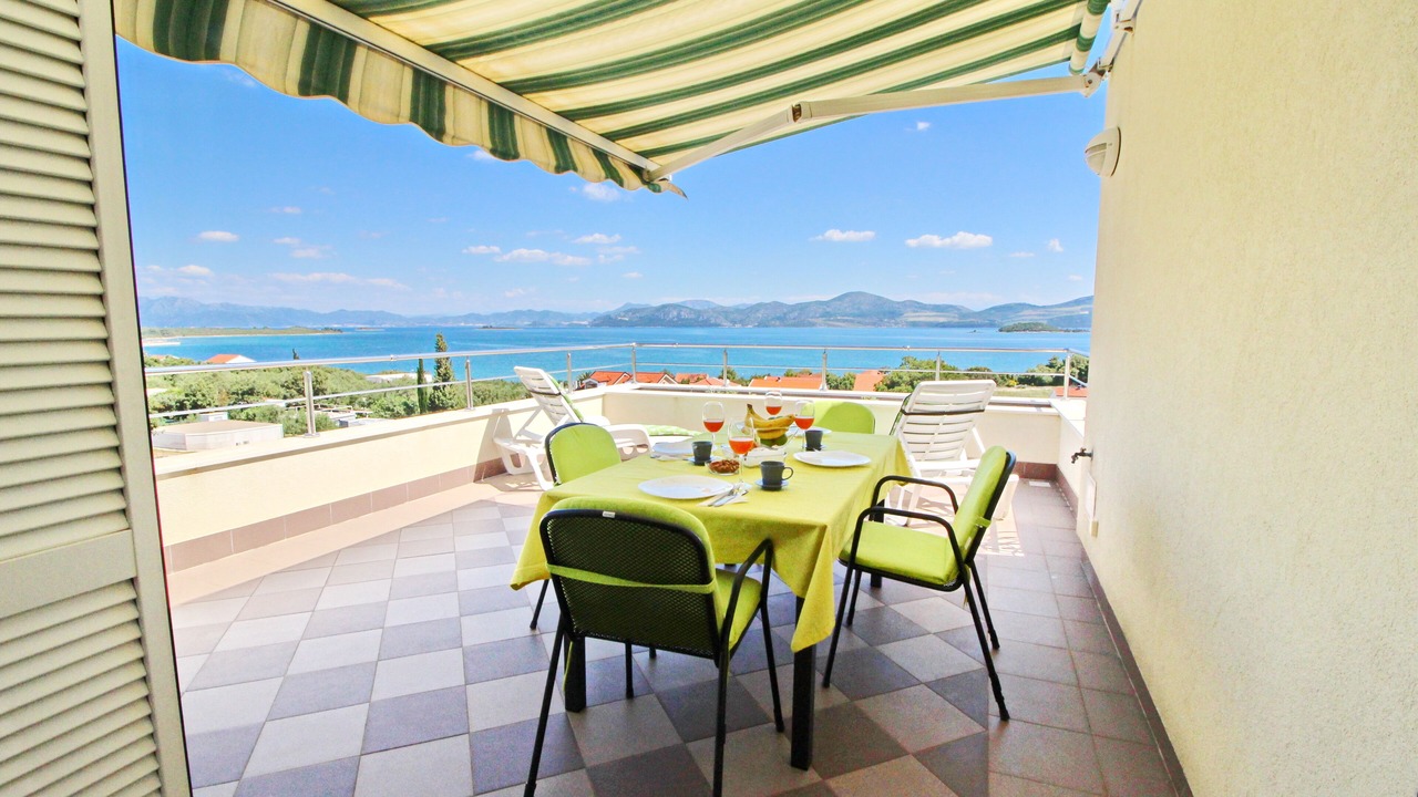 Photo of Patio Balcony in Drace