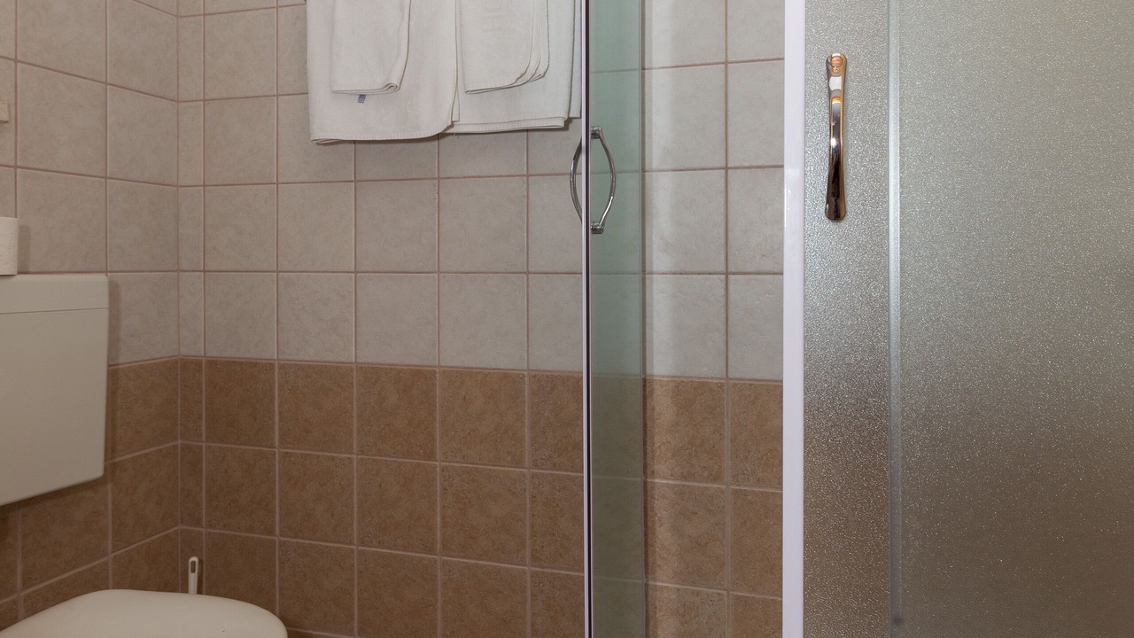 Photo of Bathroom in Plat