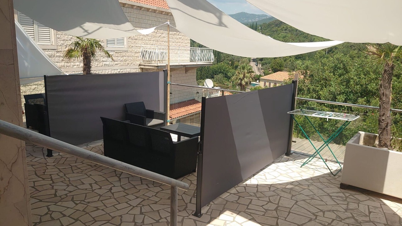 Photo of Others in Molunat