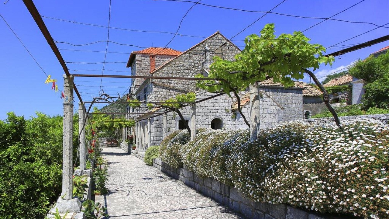 Photo of Outdoor in Orasac