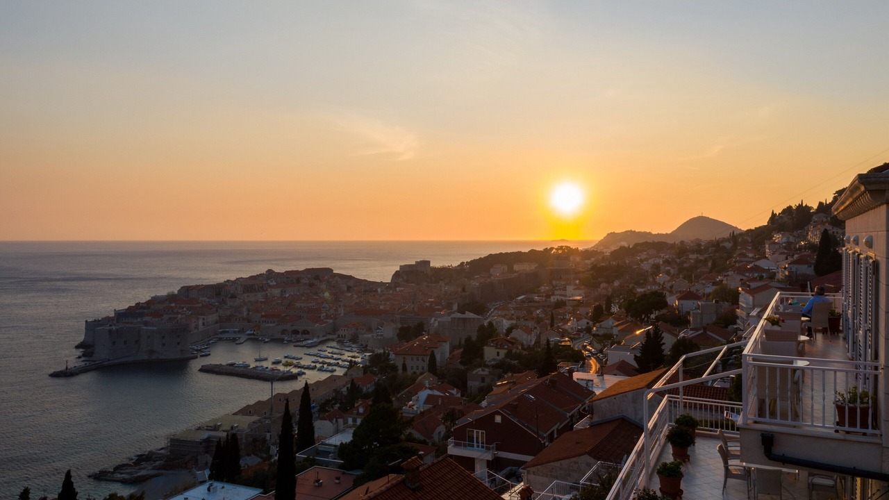 Photo of Others in Ploce