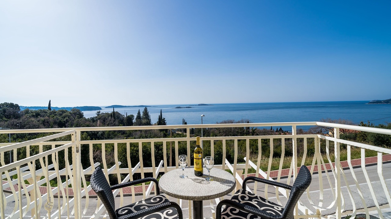 Photo of Patio Balcony in Plat