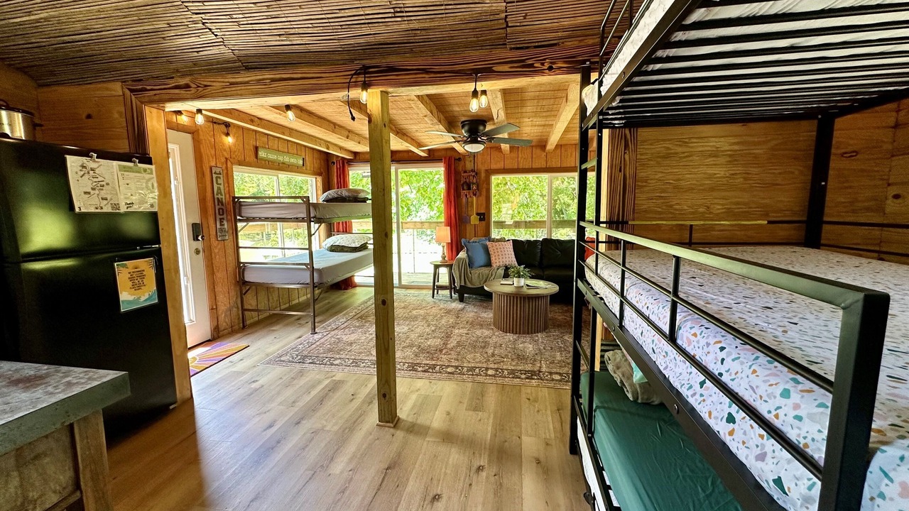 Photo of Bedroom in Pocahontas