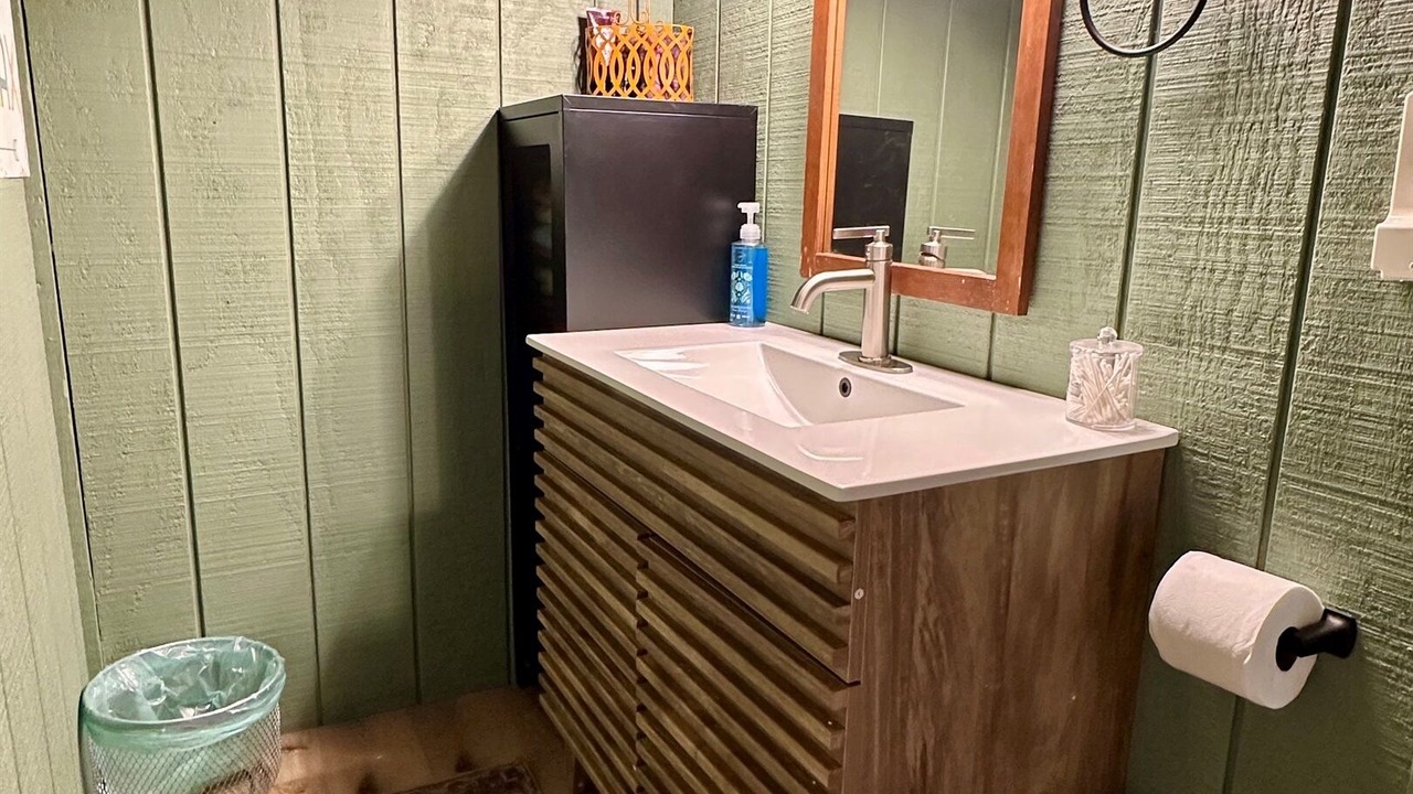 Photo of Bathroom in Pocahontas
