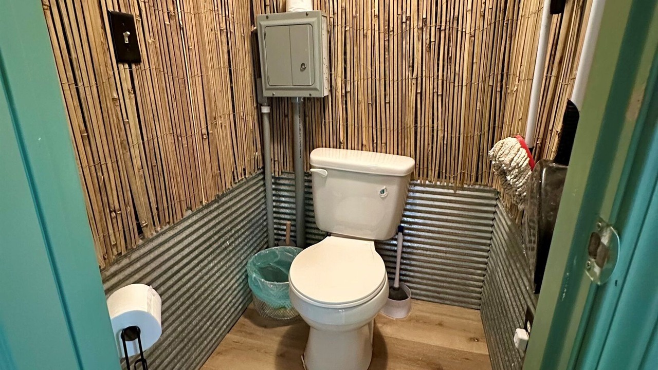 Photo of Bathroom in Pocahontas