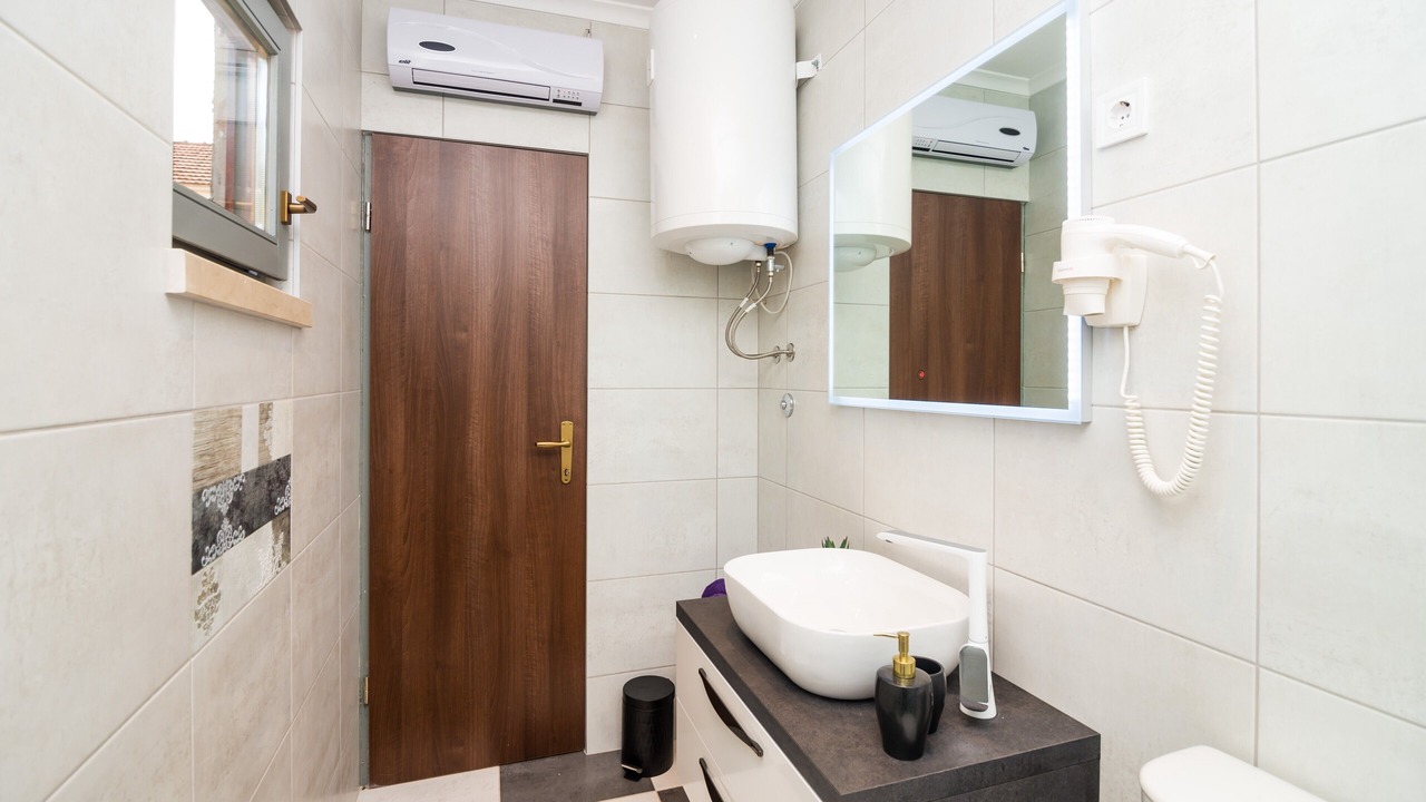Photo of Bathroom in Zuljana