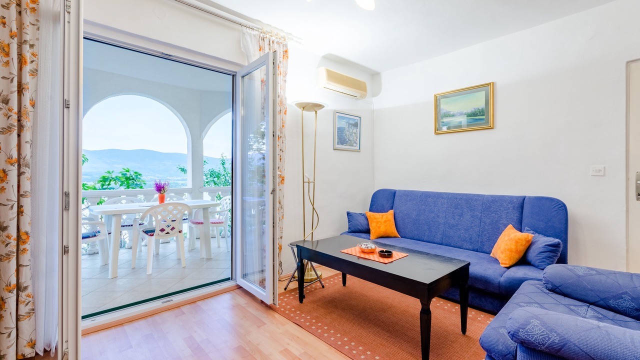 Photo of Livingroom in Mastrinka