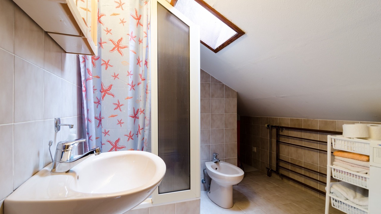 Photo of Bathroom in Popovici