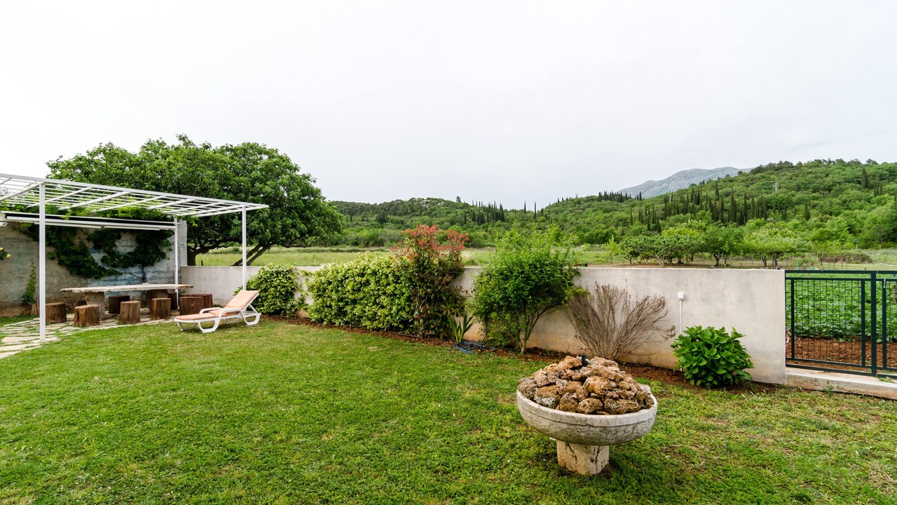 Photo of Outdoor in Popovici
