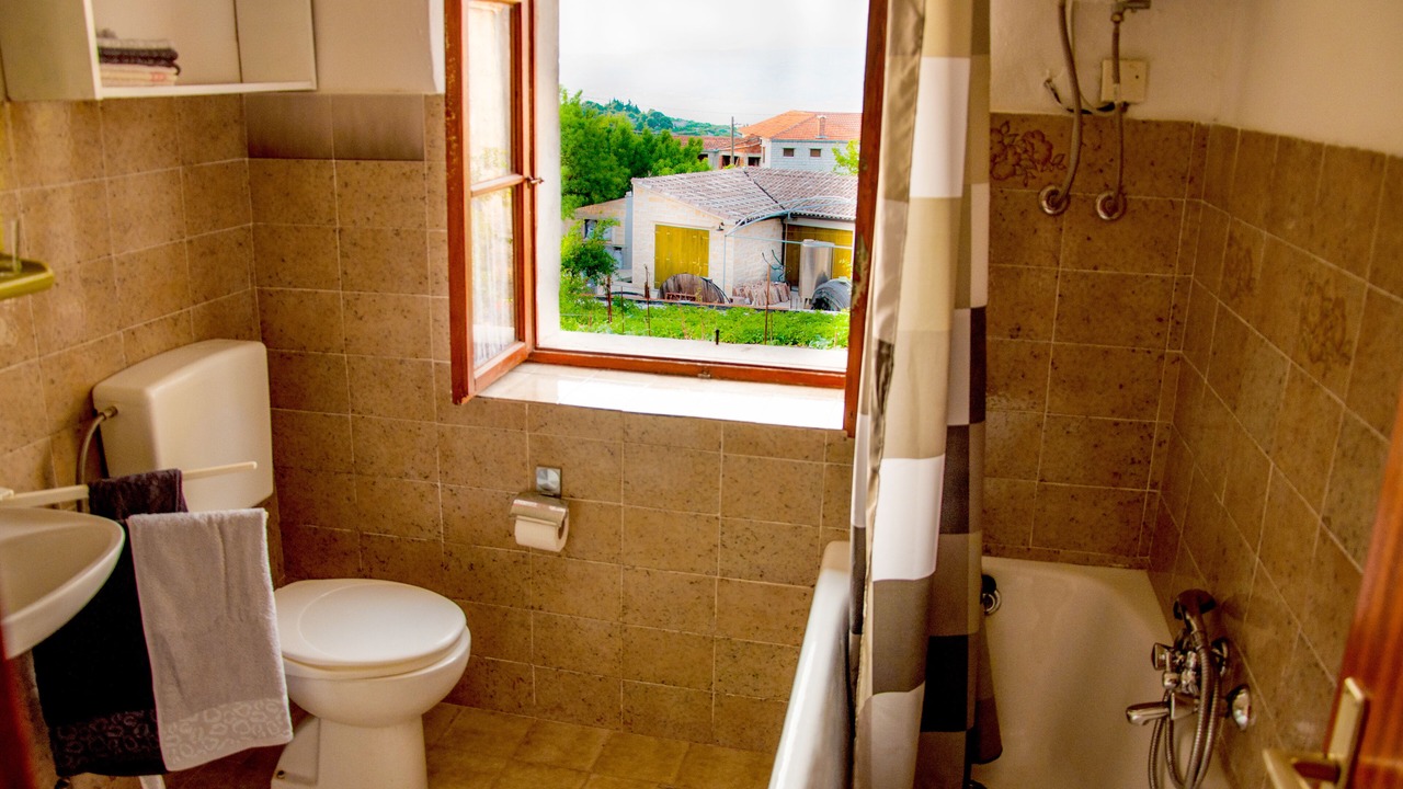 Photo of Bathroom in Skrip