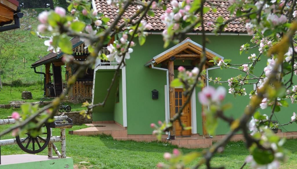 Photo of Outdoor in Perusic