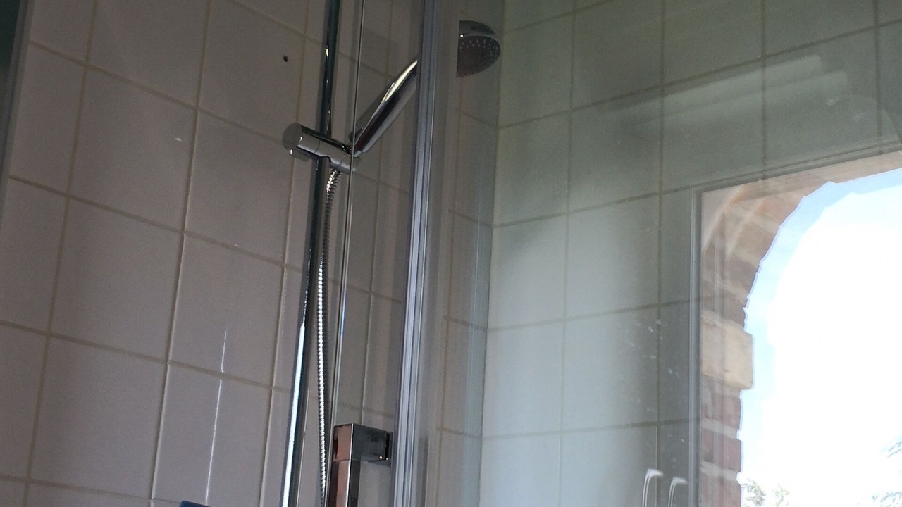 Photo of Bathroom in Saint-Sylvestre-de-Cormeilles