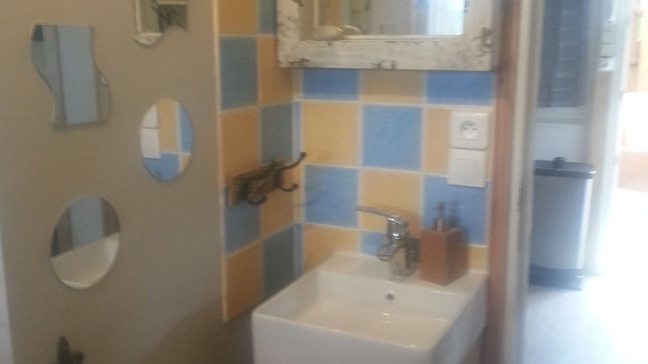 Photo of Bathroom in Etricourt-Manancourt