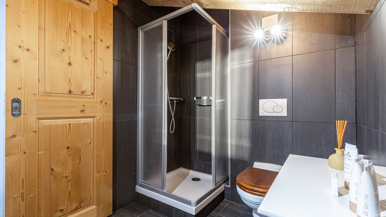 Photo of Bathroom in Saint-Pierre-de-Clages