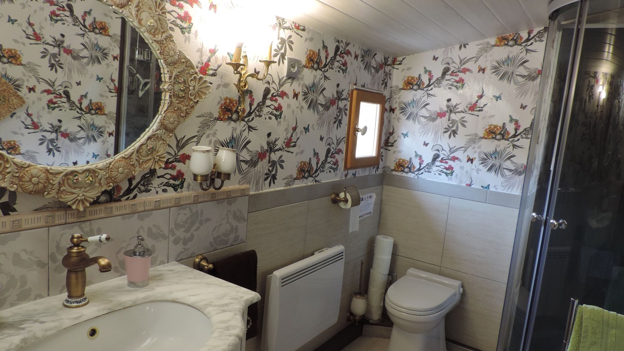 Photo of Bathroom in Saint-Chef