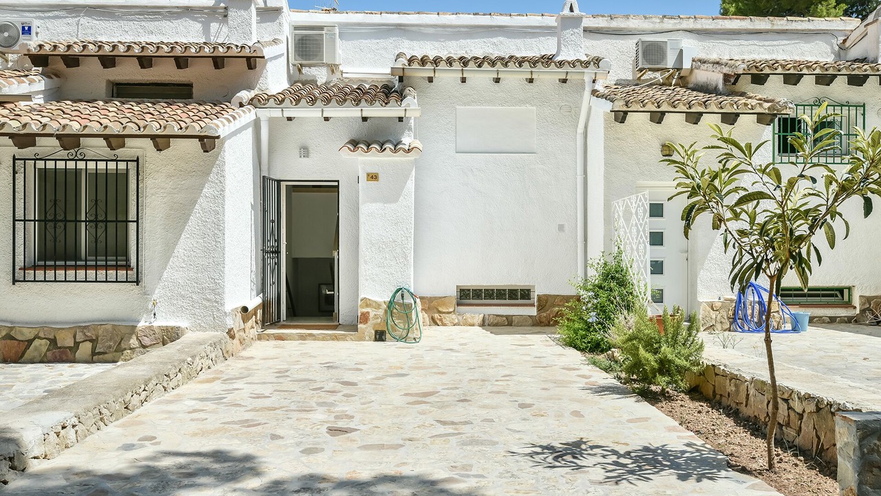 Photo of Outdoor in Moravit