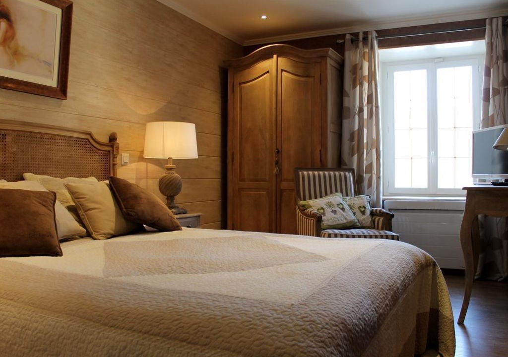 Photo of Bedroom in Couvignon