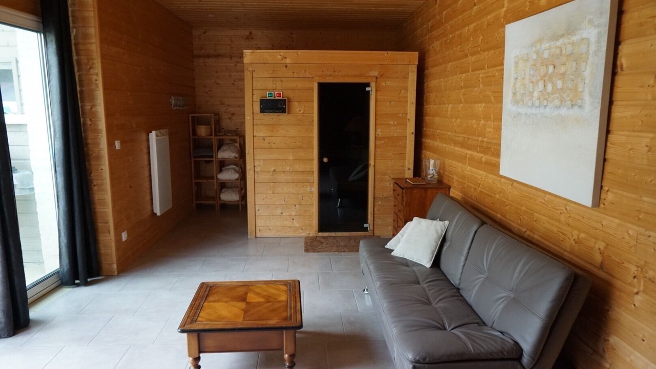 Photo of Livingroom in Couvignon