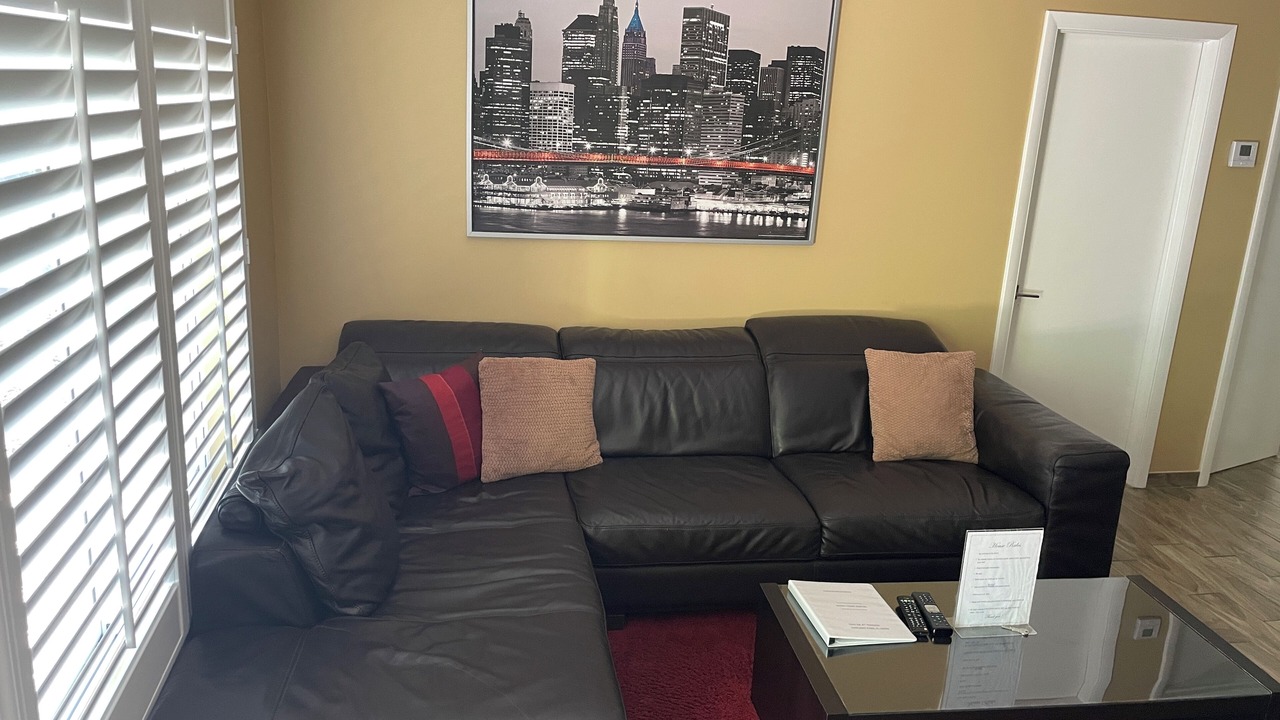 Photo of Livingroom in North Andrews Gardens