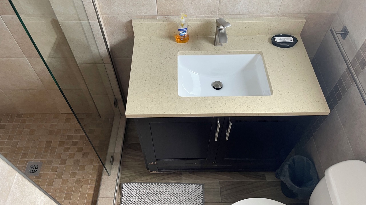 Photo of Bathroom in North Andrews Gardens
