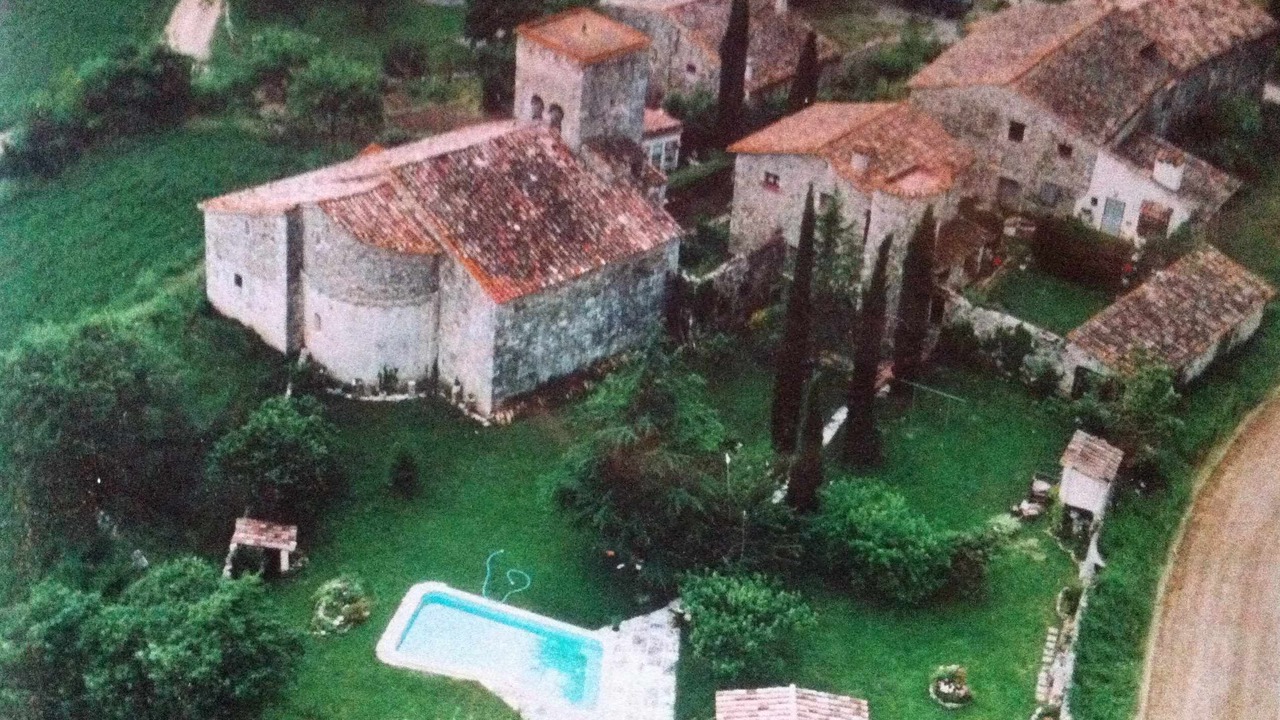 Photo of Outdoor in Maia de Montcal