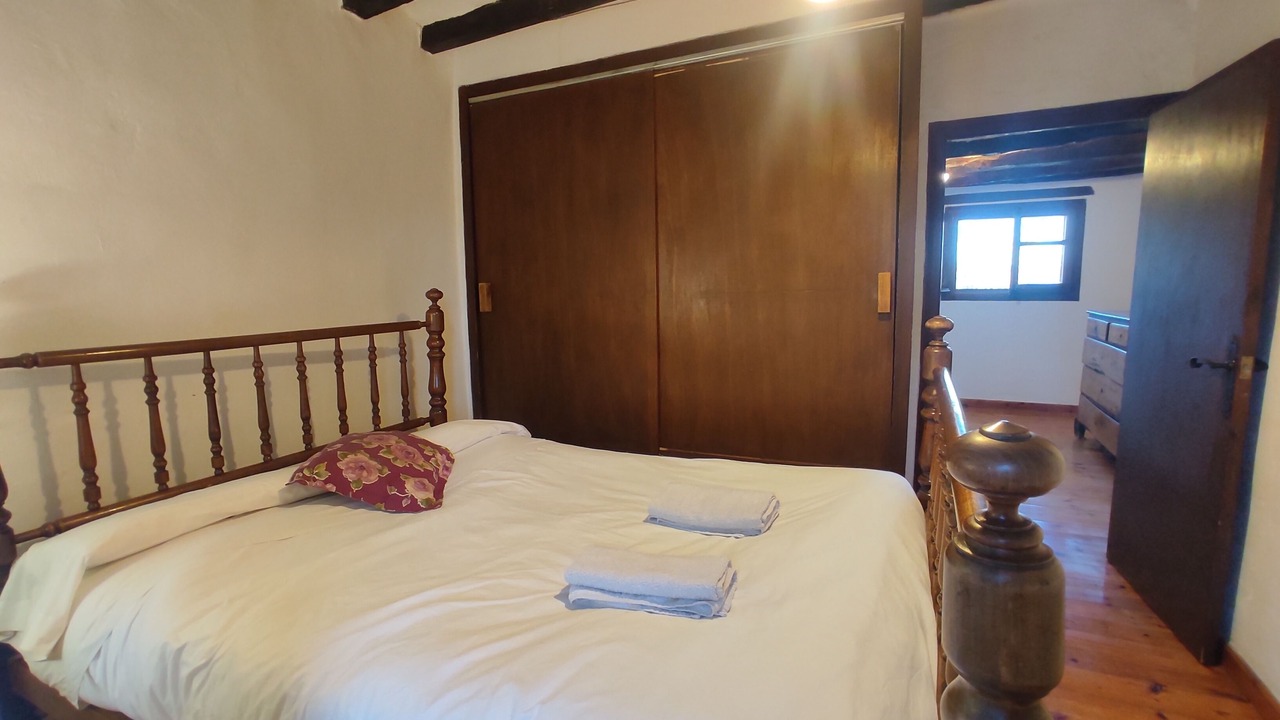Photo of Bedroom in Maia de Montcal