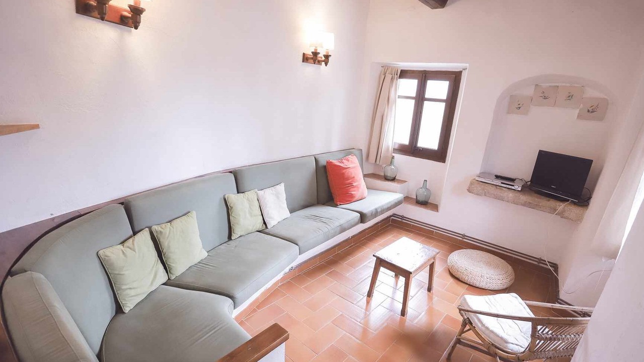 Photo of Livingroom in Maia de Montcal